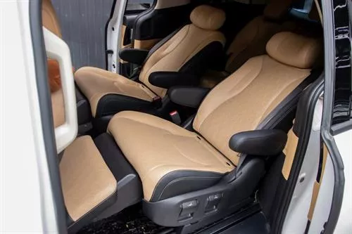 Cung cấp dịch vụ thuê xe du lịch